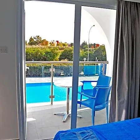 Kaos Hotel Ayia Napa